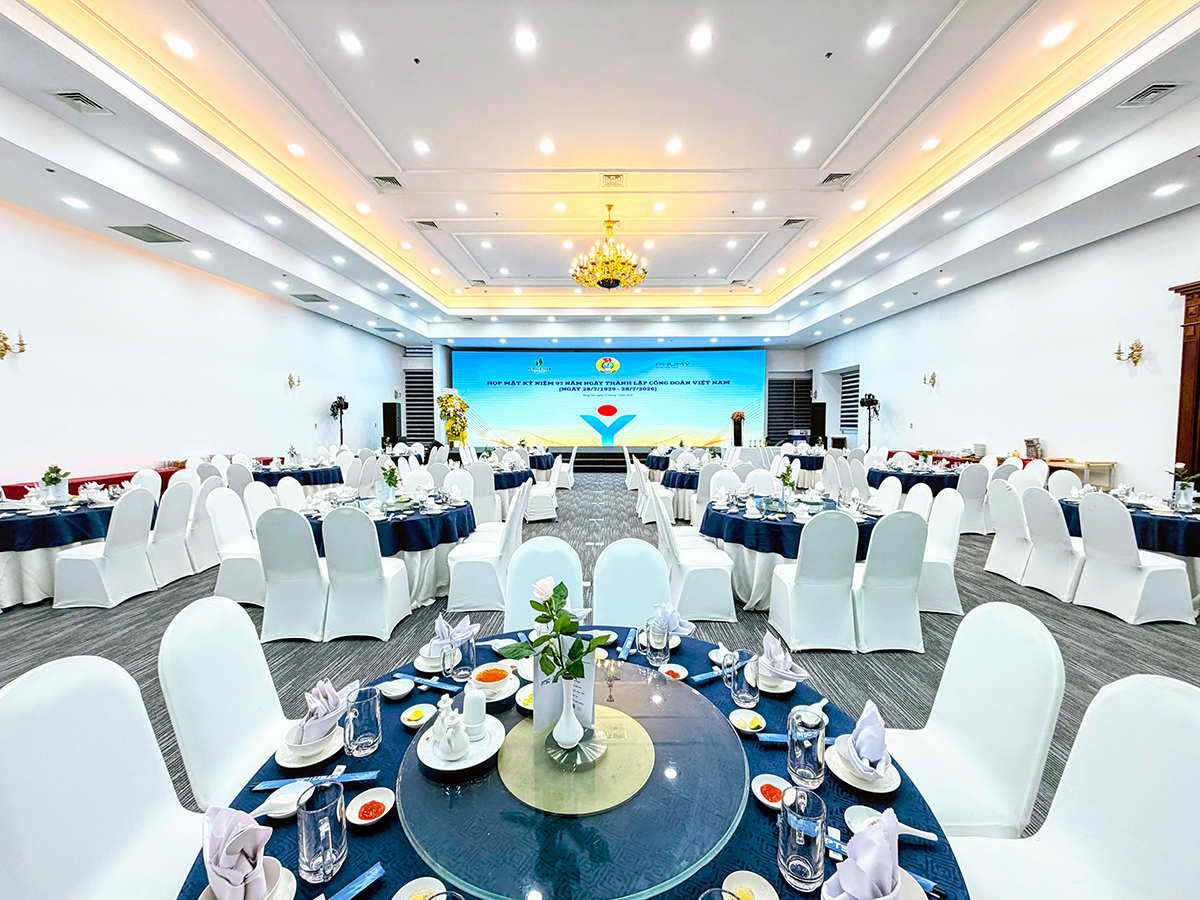 Restaurant at PTSC Petro Hotel