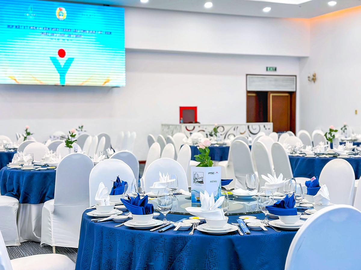 Restaurant at PTSC Petro Hotel