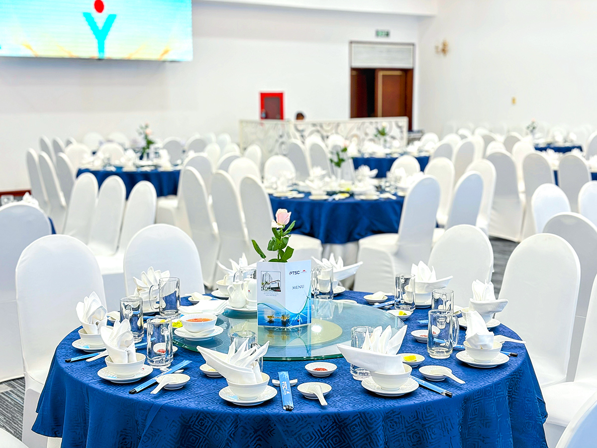 Restaurant at PTSC Petro Hotel