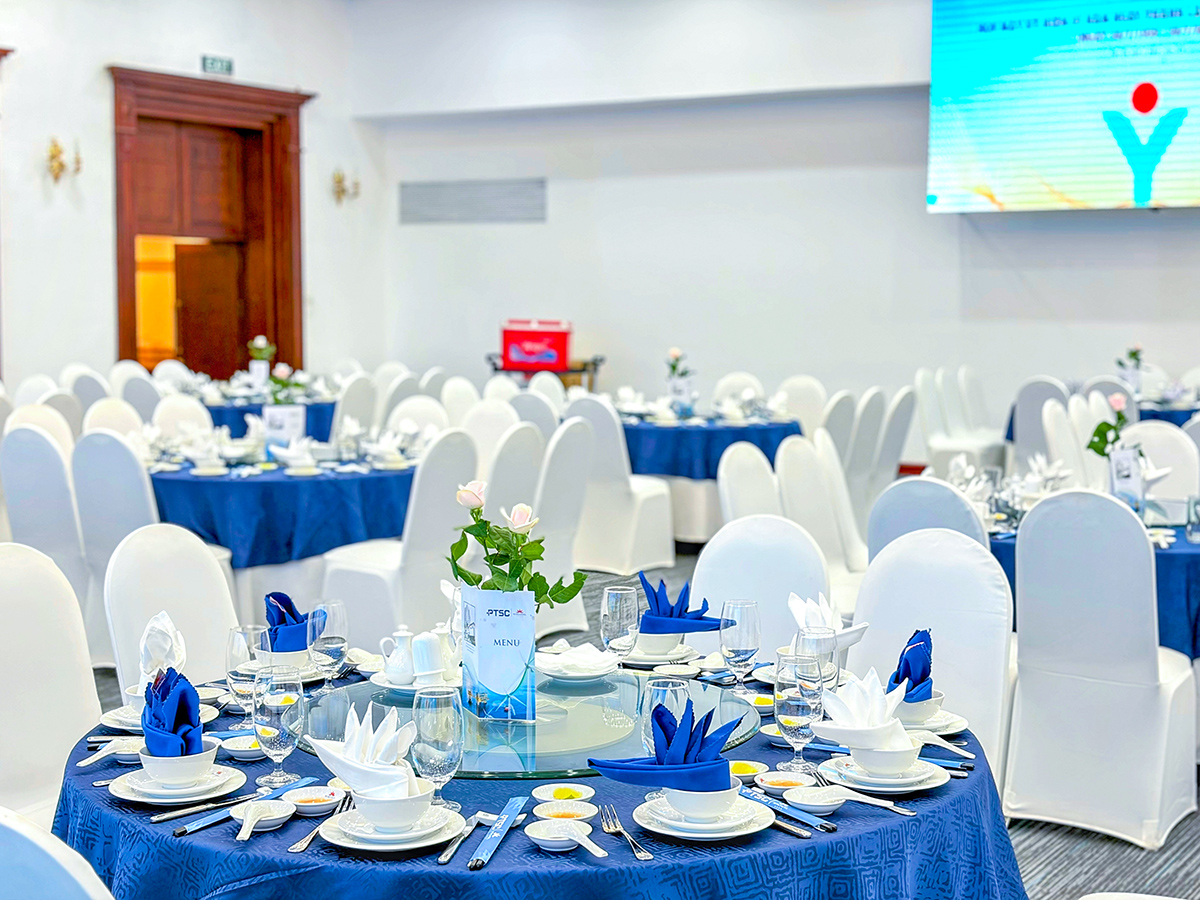 Restaurant at PTSC Petro Hotel