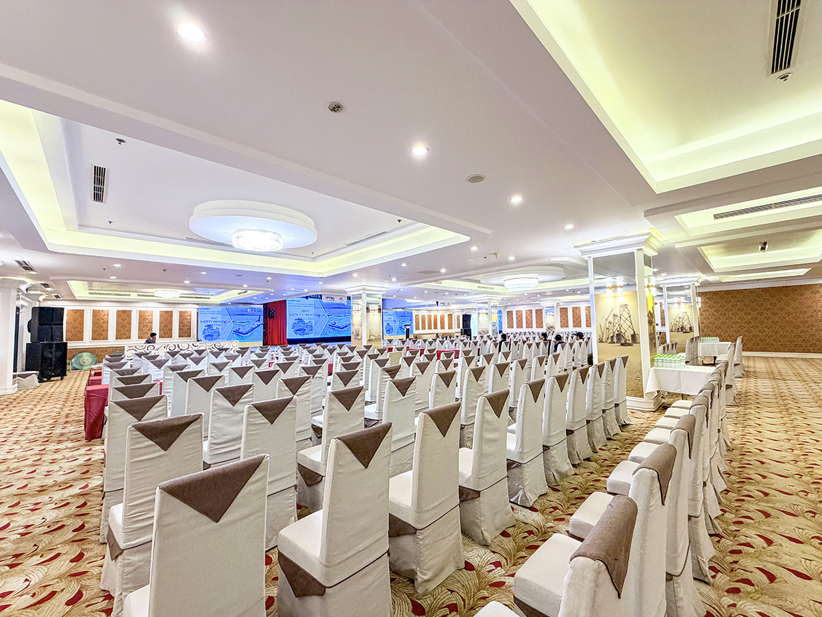 Restaurant at PTSC Petro Hotel