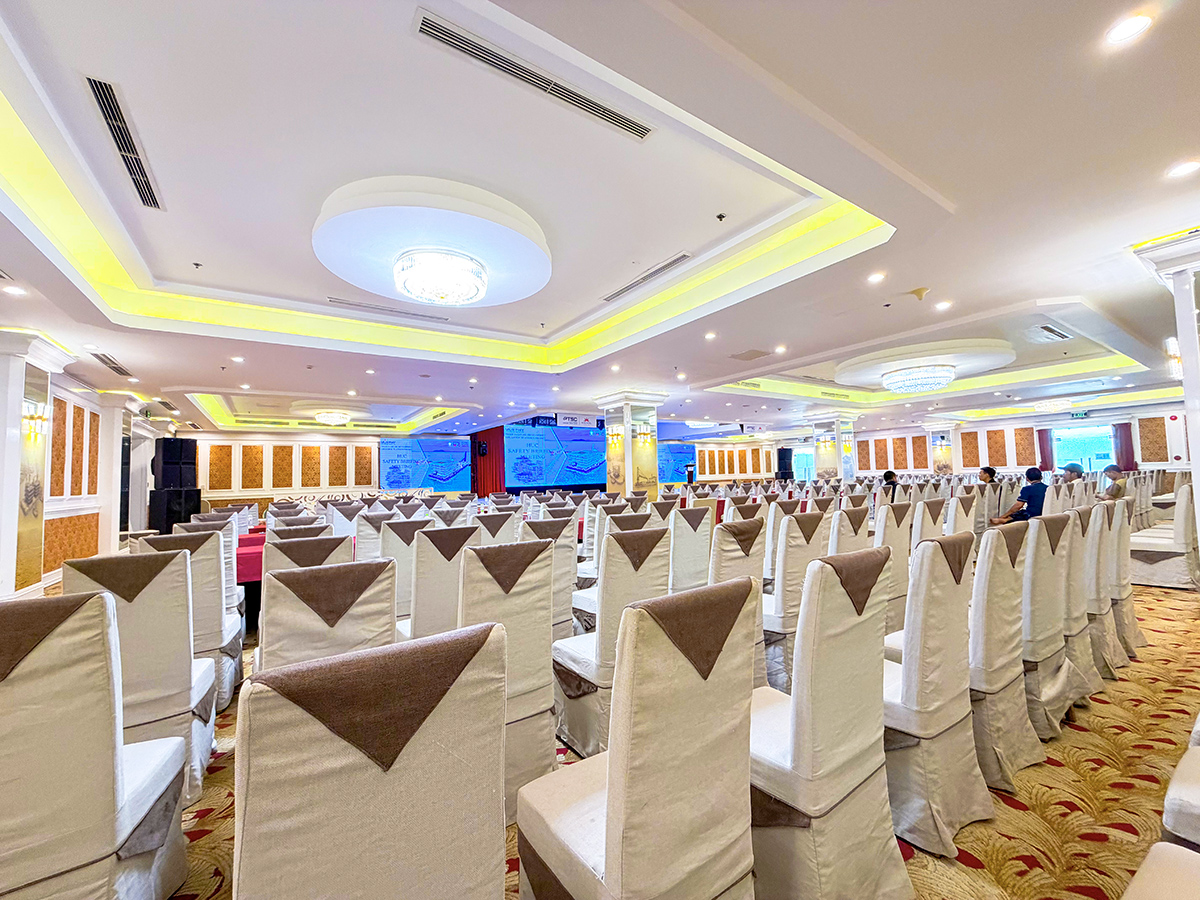 Restaurant at PTSC Petro Hotel